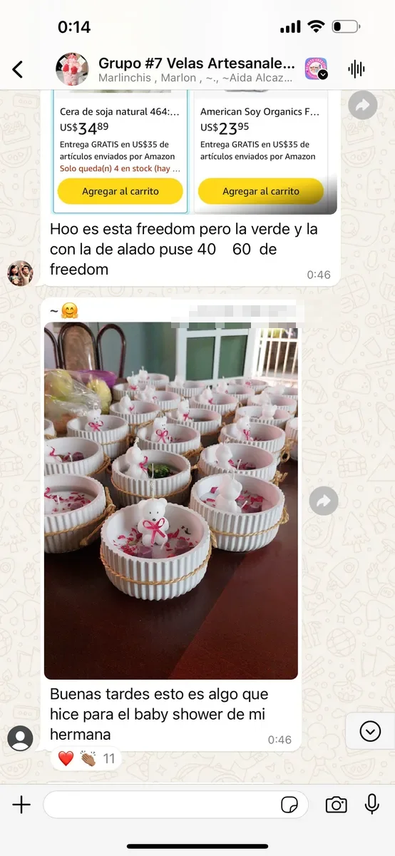 Mensajes de alumnas mostrando sus velas y jabones en la comunidad del programa